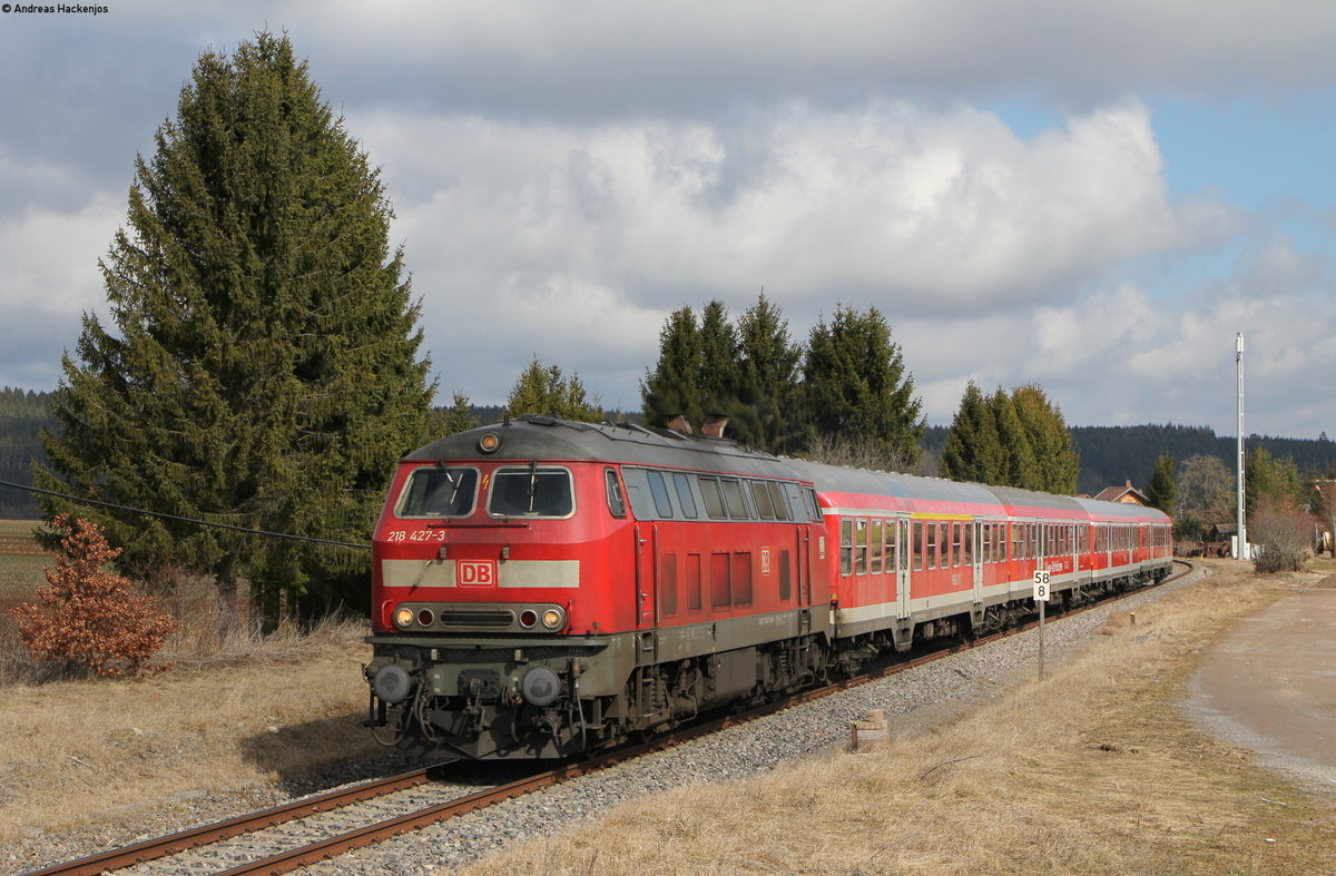 218 427-3 mit dem RE 3204 (Ulm Hbf-Neustadt(Schwarzw)) bei Unadingen 14.3.18
