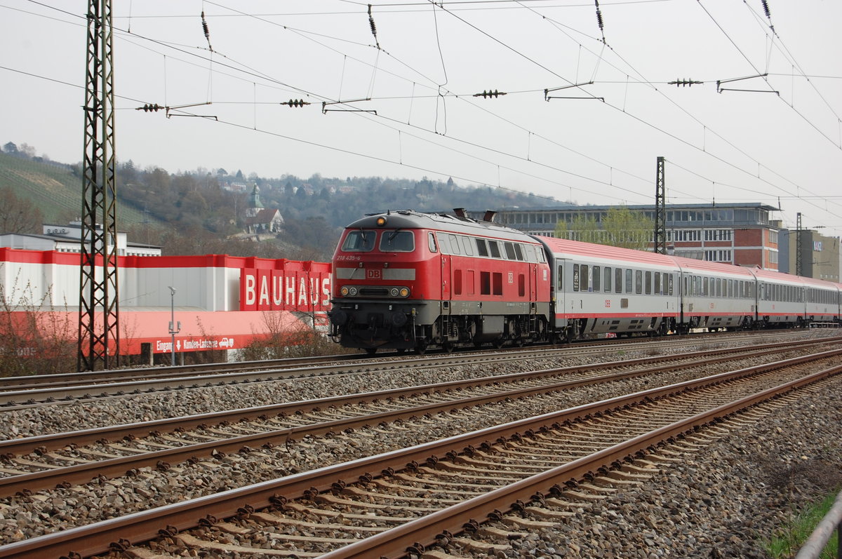 218 435-6 am 2. April 2016 zwischen Untertürkheim und Obertürkheim.