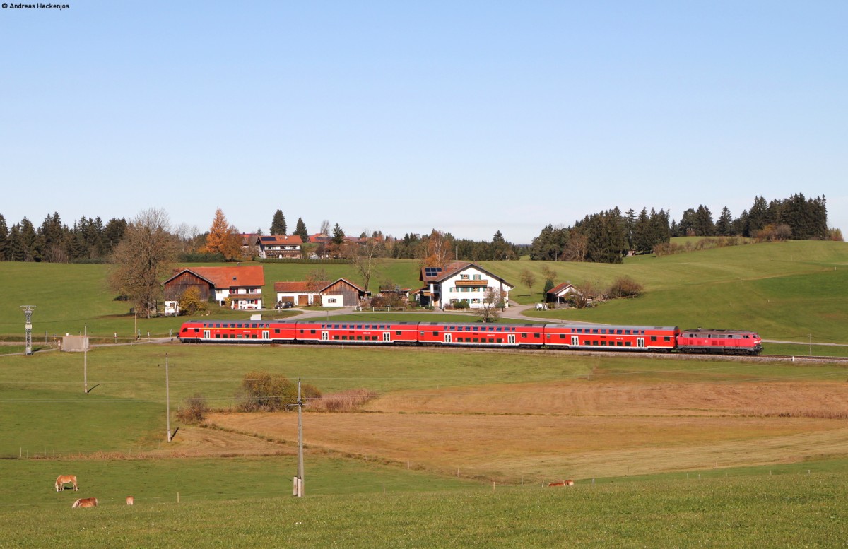 218 446-3 mit dem RE 57506 (München Hbf-Füssen) bei Seeg 1.11.15