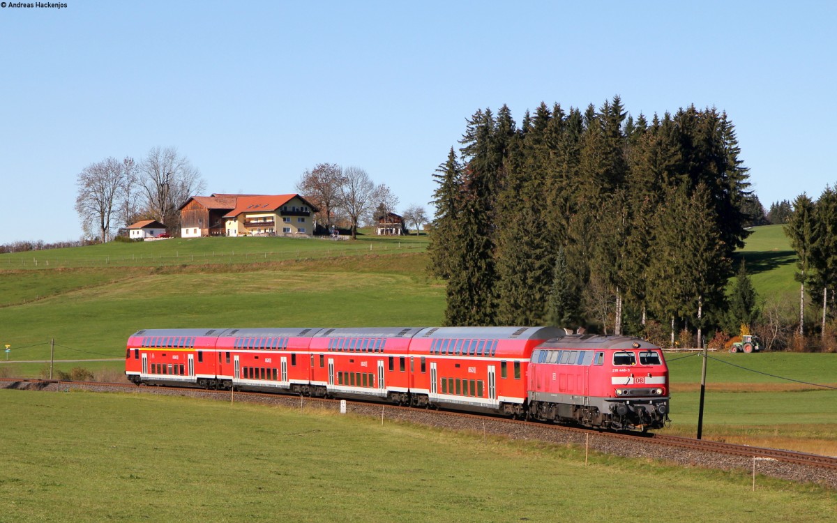218 446-3 mit dem RE 57506 (München Hbf-Füssen) bei Hopferau 1.11.15