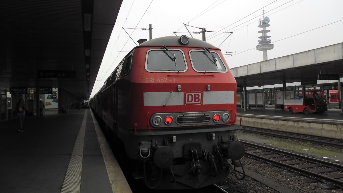 218 452 in Hannover Hbf, am 07.09.2014.