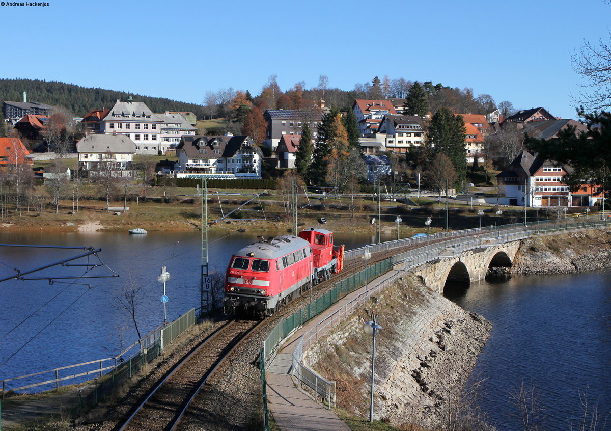 218 470-3 mit dem RbZ 9140x (Seebrugg-Villingen(Schwarzw)) bei Schluchsee 28.11.16