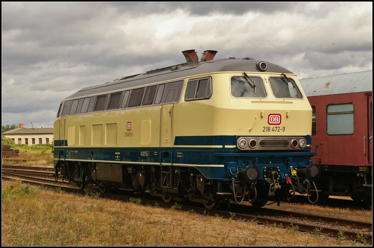 218 472-9 der Power Rail GmbH wurde auf dem Familienfest der Magdeburger Eisenbahnfreunde e.V. am 09.09.2017 am Wissenschaftshafen präsentiert. Die Lok war einst im Bw Kempten stationiert, wo sie bis 10/2016 ihren Dienst versah. Mit neuer Farbgebung und neuer Revision (RPRS | 08.09.2017) sieht sie nun einer neuen Zukunft entgegen.