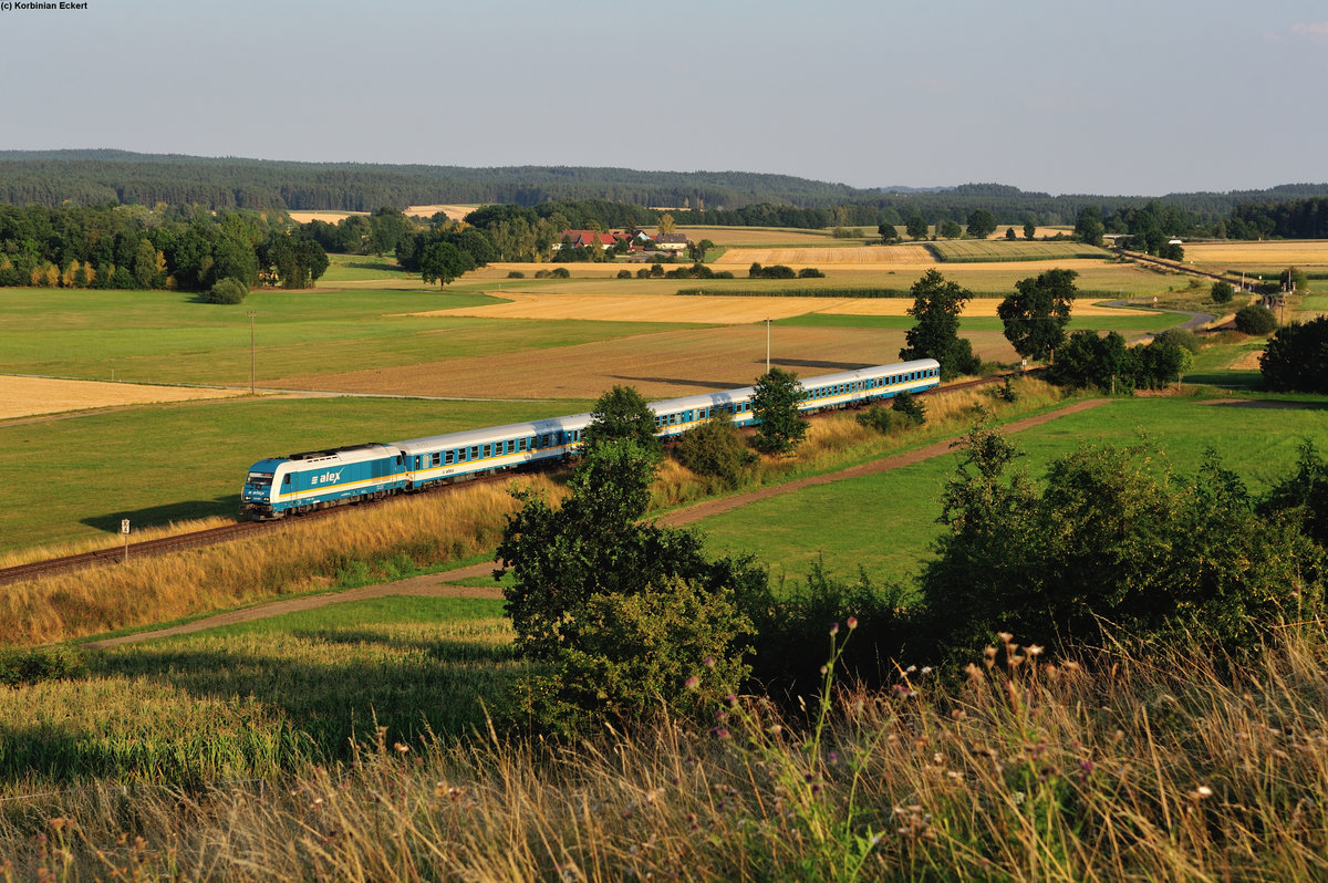 223 061 mit dem umgeleiteten ALX84112 von München nach Hof bei Weha, 07.08.2015