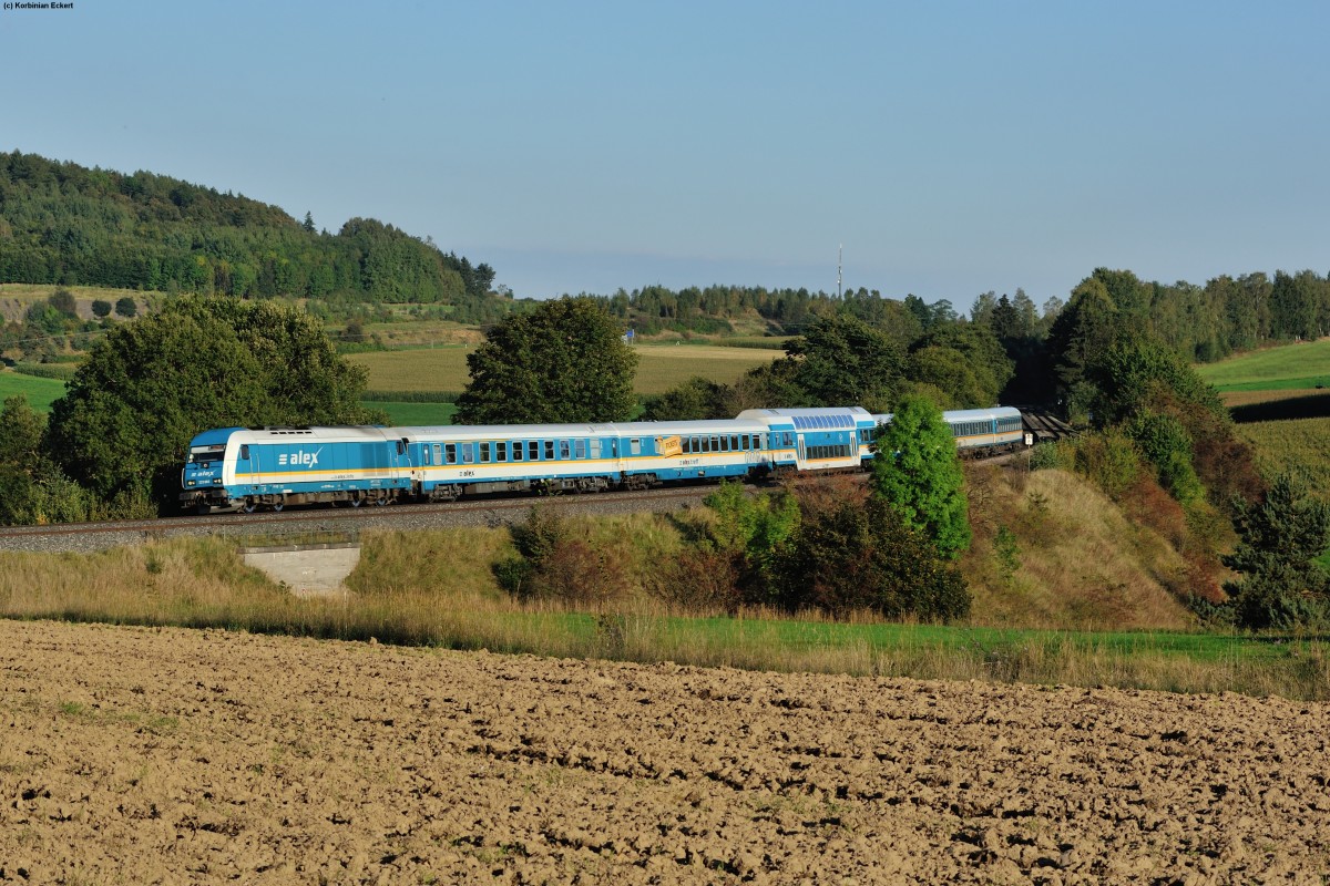 223 065 mit dem ALX84110 von München Hbf nach Hof bei Pechbrunn, 17.09.2014