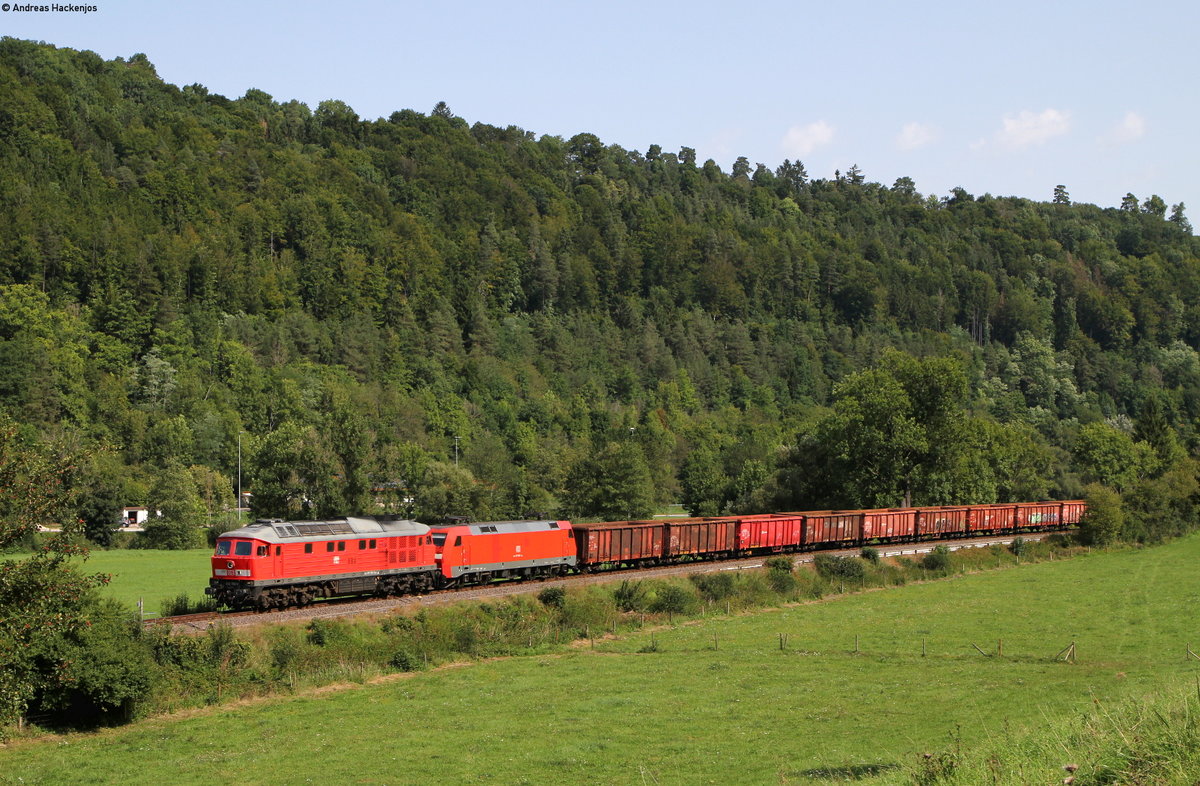 232 703-9 und 152 088-1 mit einem E-Wagenzug bei Mühlen 26.8.17