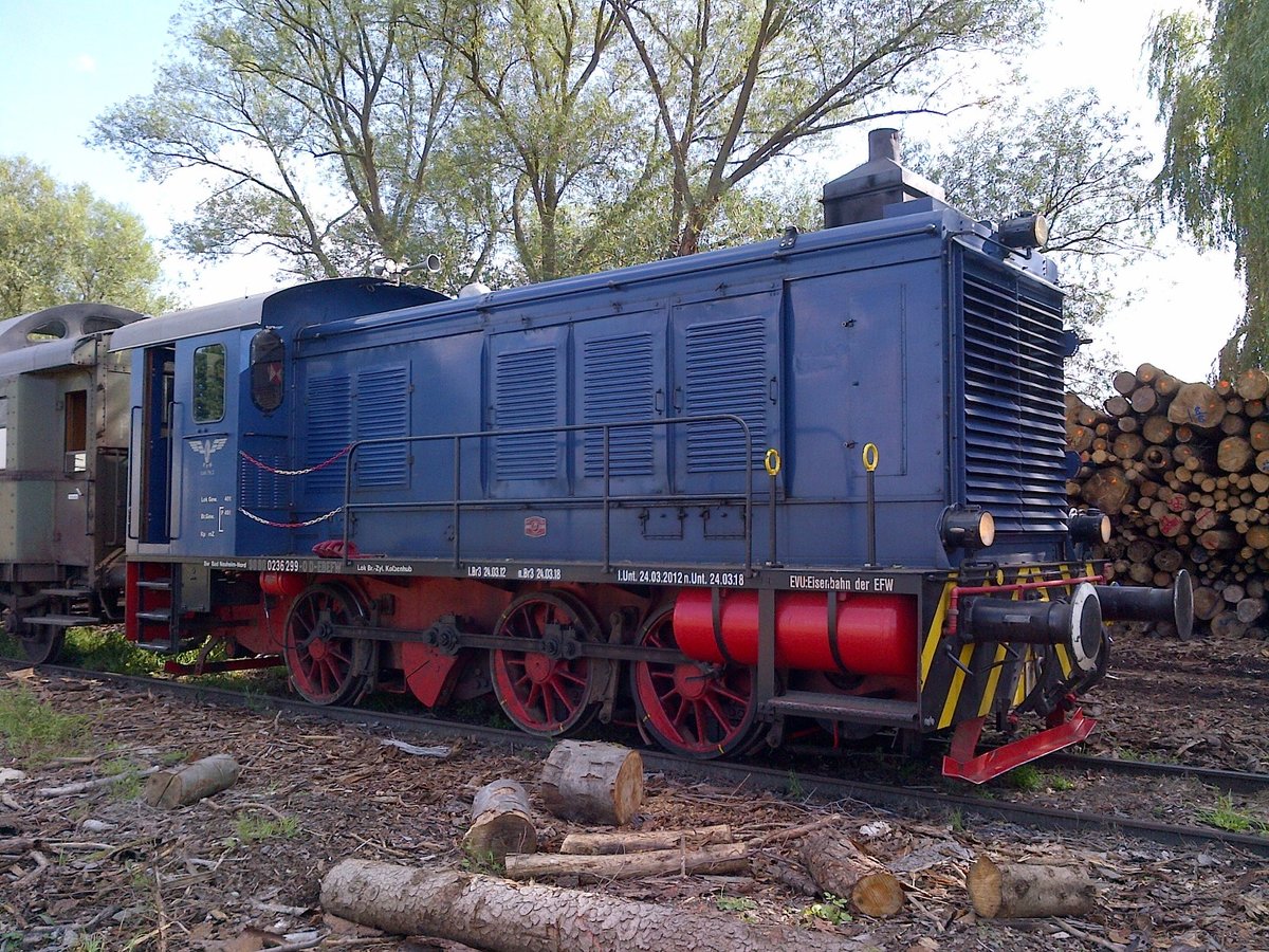 236 299 (Bj. 1942) der Eisenbahnfreunde Wetterau nach dem Umsetzen in Münzenberg; bereit zur Rückfahrt nach Bad Nauheim am Sonntag den 06.08.2017.