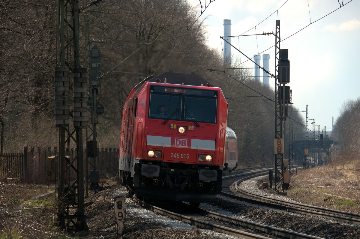 245 015 am 05.04.15 am Giesinger Feld, München