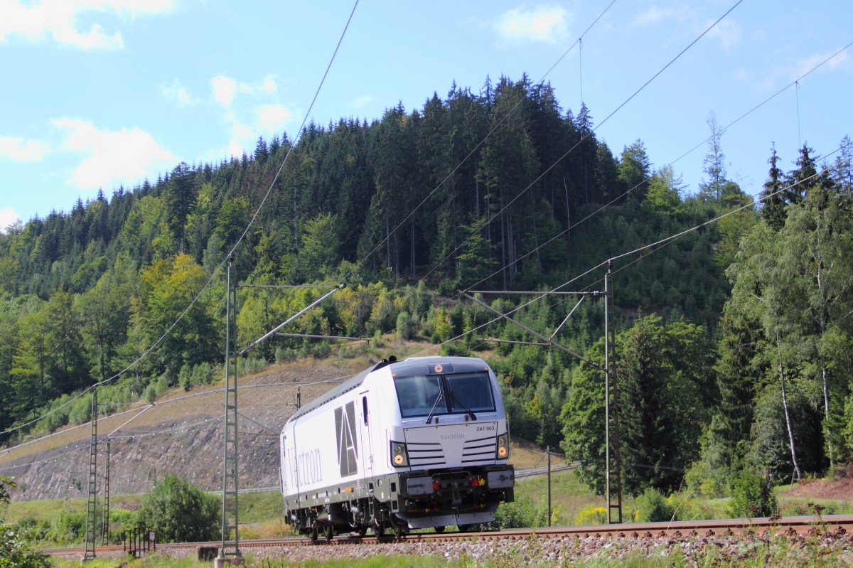 247 903 Siemens bei Förtschendorf am 06.09.2015.