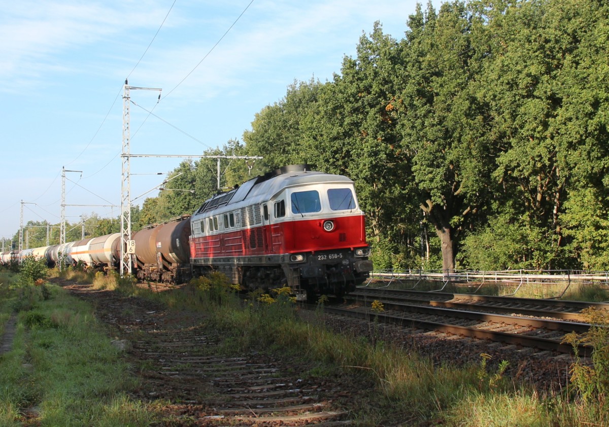 24.9.15 Zepernick. 232 658 mit Kesselzug nach Stendell 