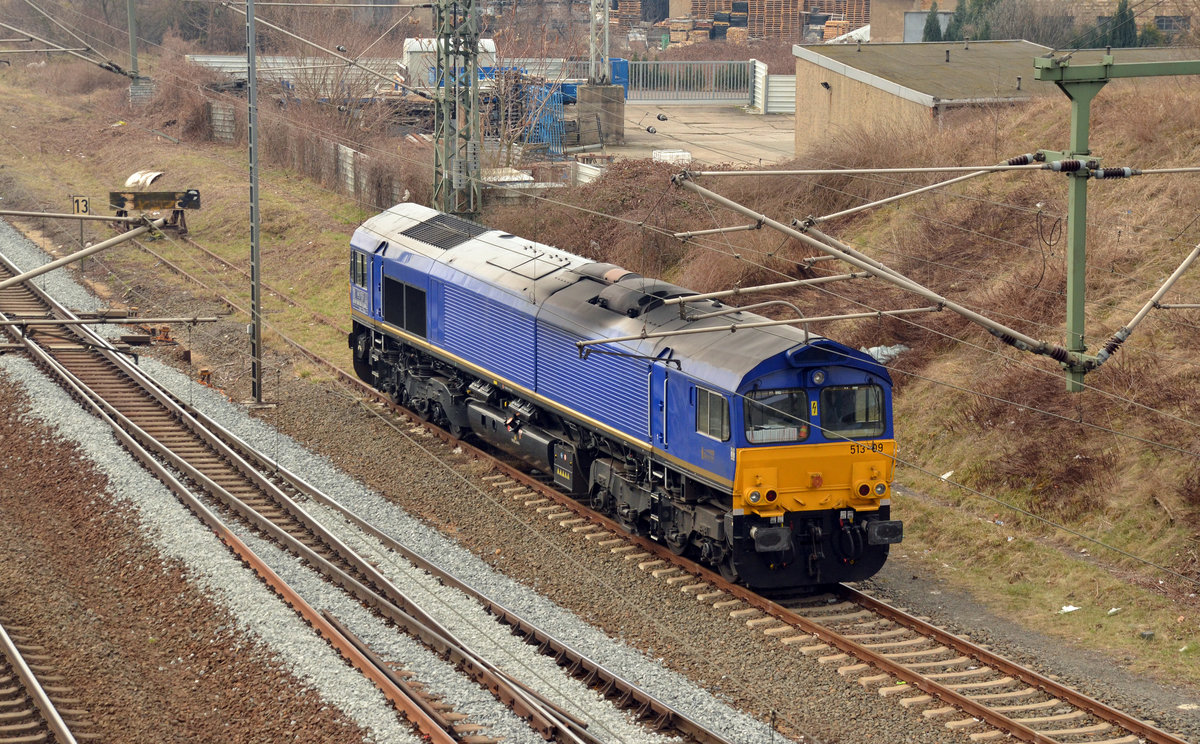 266 036 der Beacon Rail wartet am 02.04.18 in Bitterfeld auf neue Aufgaben.