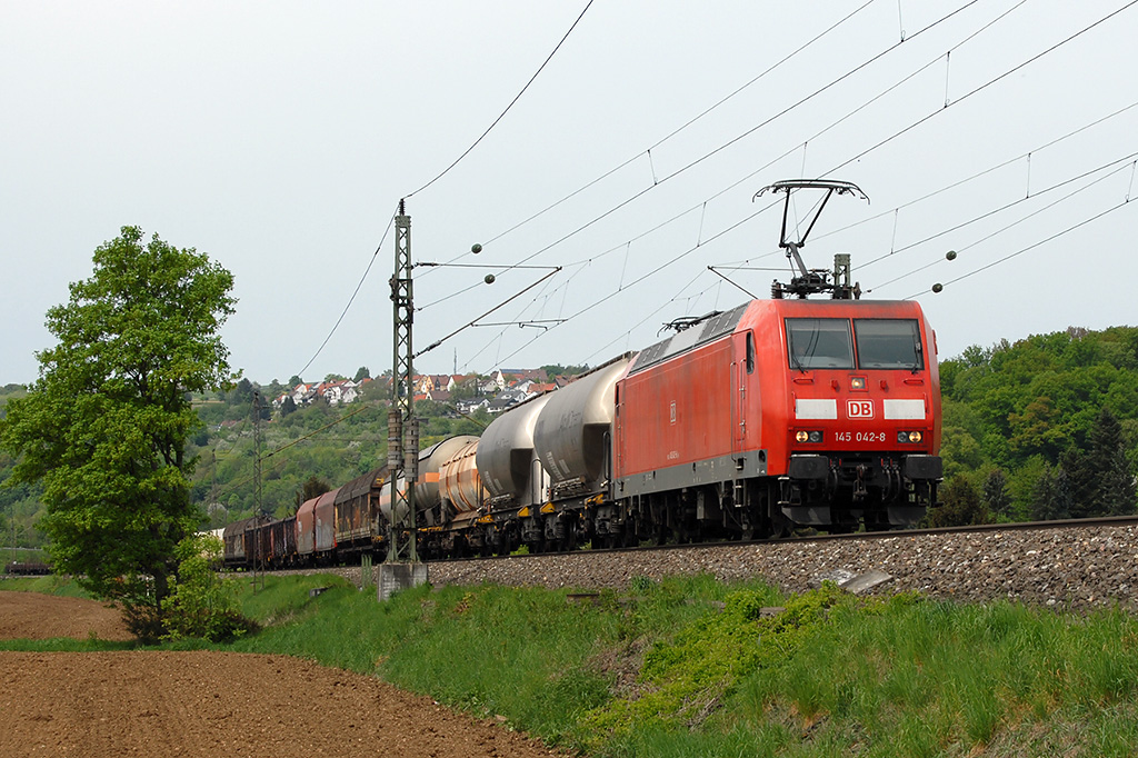 28.04.2018 Streckenabschnitt Uhingen 145 042-8