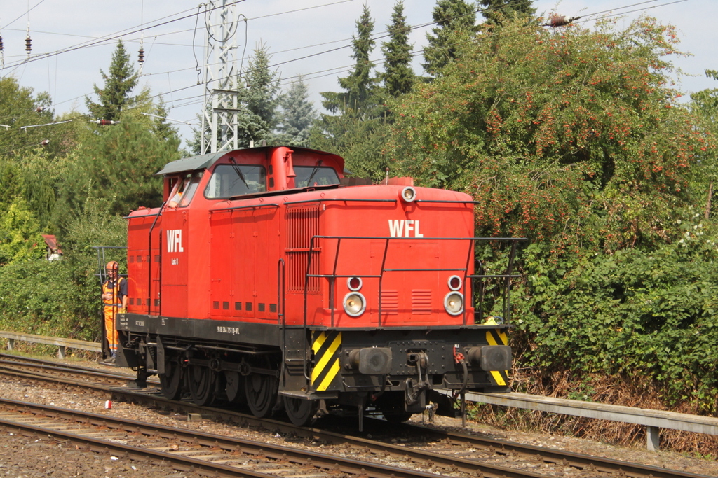 346 727-1(Lok 8)der Firma WFL beim Rangieren in Rostock-Bramow.19.08.2018