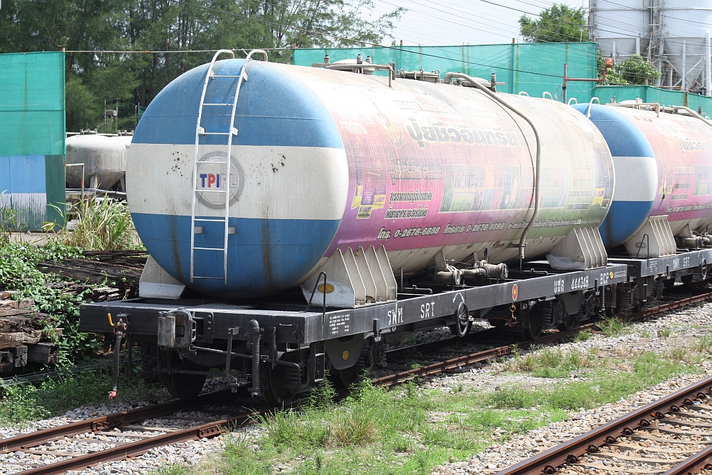 บ.ซ.ล. 444348 (บ.ซ.ล. =B.C.P./Bogie Cement Pressure Discharge Wagon) am 23.Mai 2016 in der Na San Station.