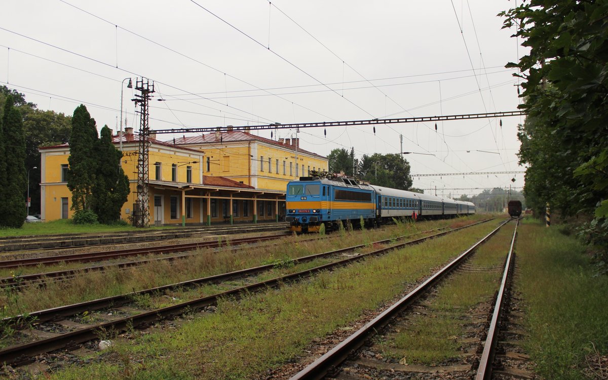 362 078-8 mit R 611 Karlex am 09.08.16 in Františkovy Lázně.