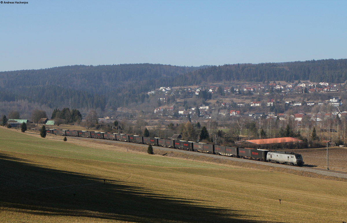37050 mit einem Blackbox KV Zug bei Möhringen 15.2.17