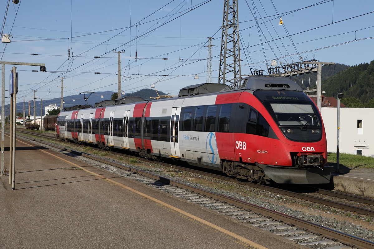 4024 047 als REX in Kapfenberg am 10.07.2015.