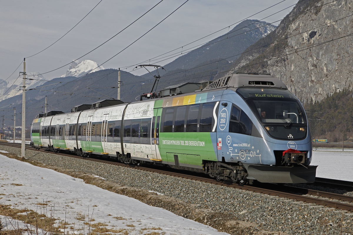 4024 085 in Kematen in Tirol am 14.02.2015.