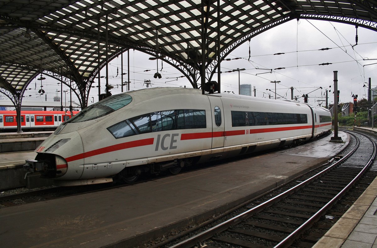 403 501-0  Freiburg im Breisgau  verlässt am 1.7.2017 als ICE200 von Basel SBB nach Dortmund Hauptbahnhof den Kölner Hauptbahnhof. 