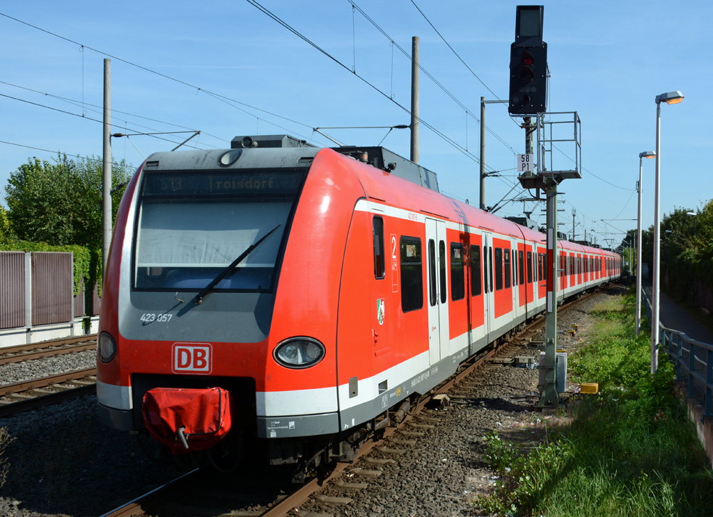 423 057 S13 Ausfahrt Haltepunkt Kerpen-Sindorf - 21.09.2016