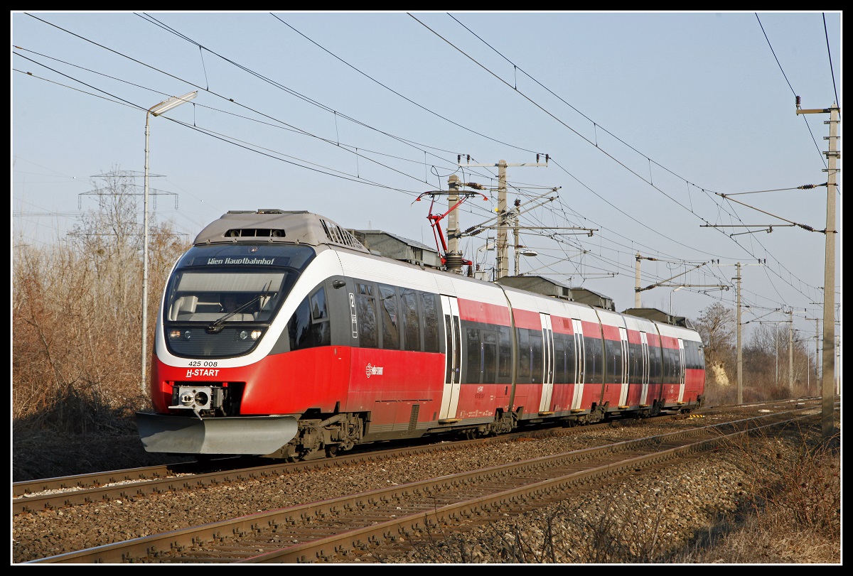 425 008 bei Götzendorf am 5.02.2019.
