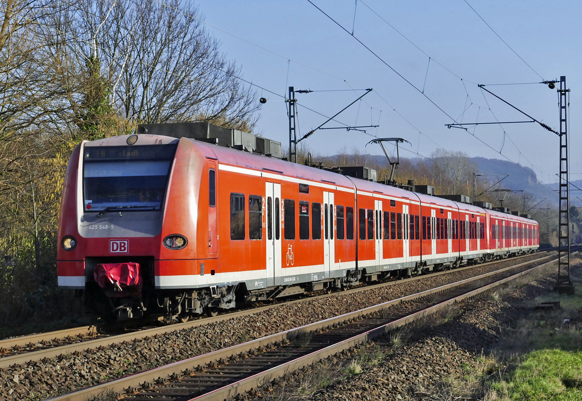 425 548-5 RE8 nach Mönchengladbach in Bonn-Beuel - 27.01.2018