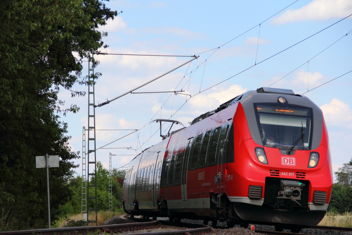 442 107 DB Regio bei Redwitz am 01.07.2014.
