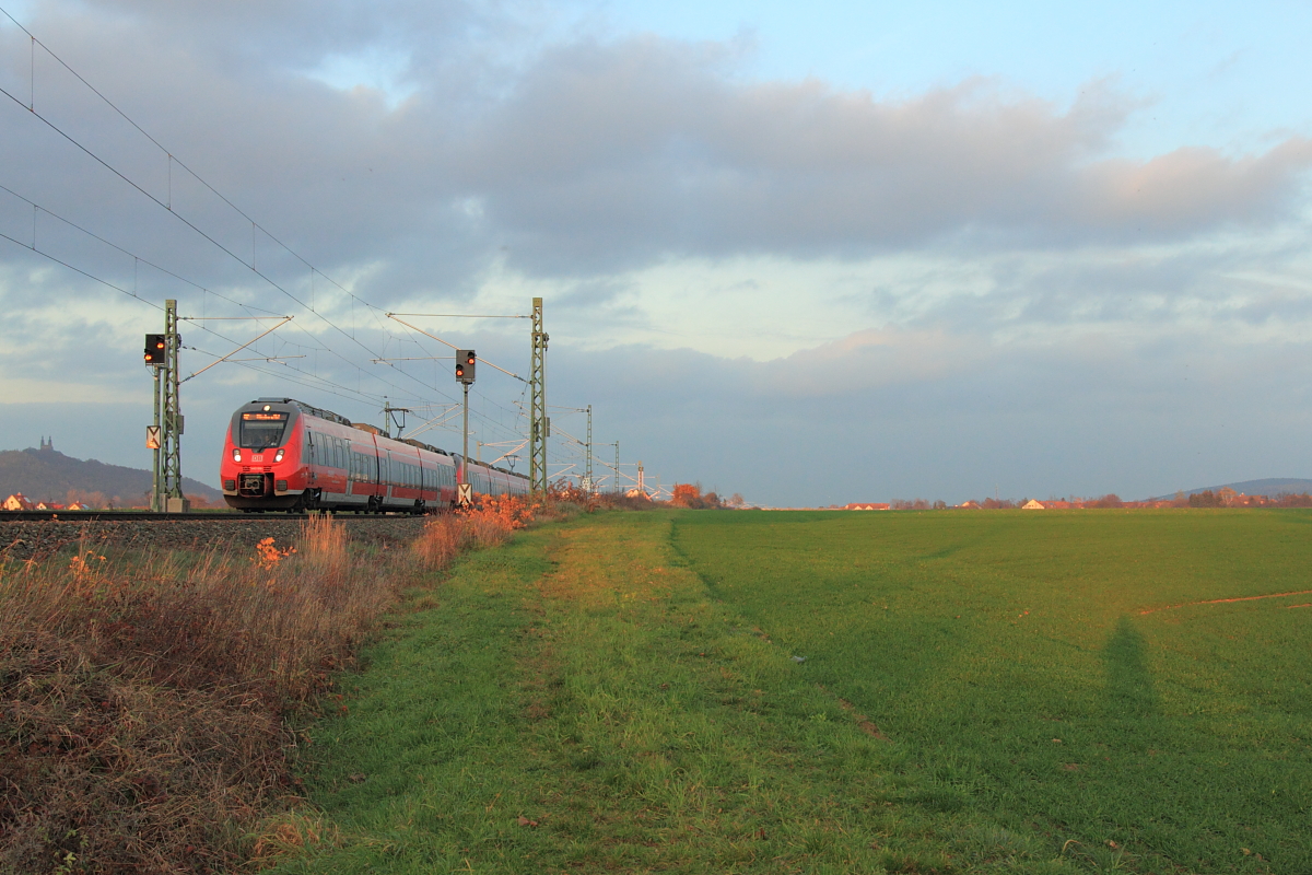 442 108 DB Regio bei Bad Staffelstein am 12.11.2015.