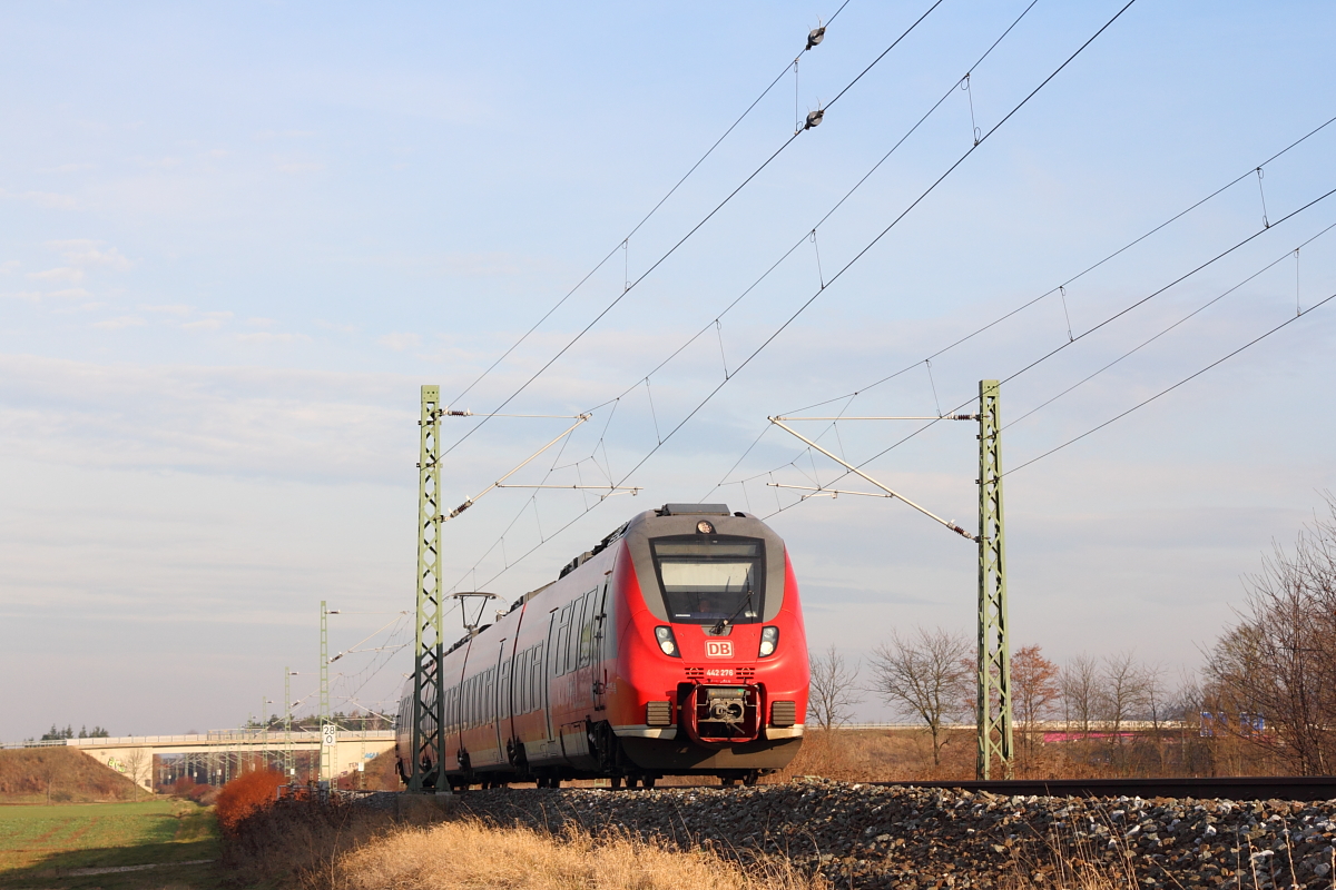 442 276 DB Regio bei Lichtenfels am 10.12.2016.
