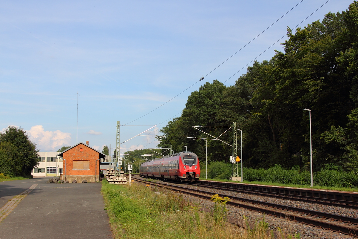 442 304 DB Regio in Michelau/ Oberfranken am 16.08.2017.