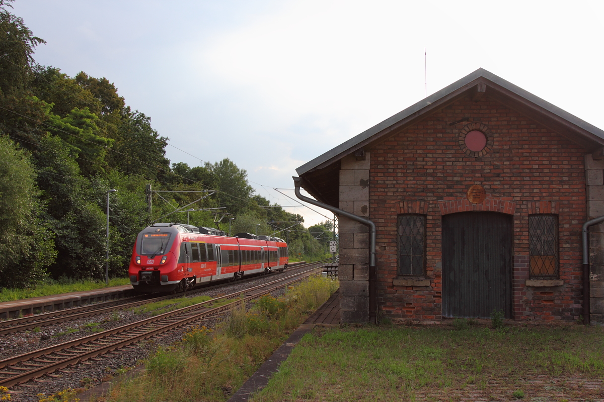 442 607 DB Regio in Michelau/ Oberfranken am 28.07.2016.