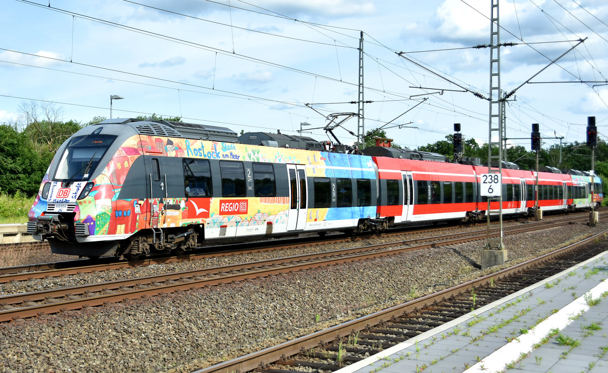 442 854 bei der Überführungsfahrt zum Bahnhof Büchen, geht zurück als RE1 nach Schwerin. Büchen Bahnhof 20.06.2017