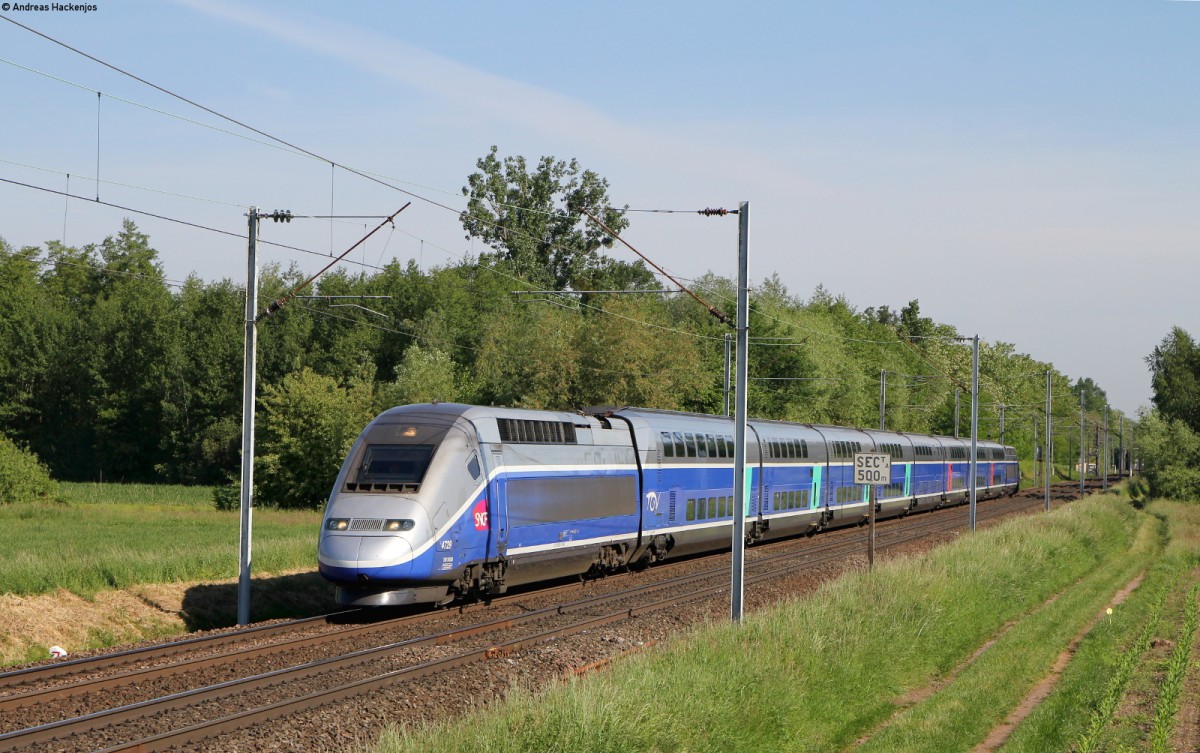 4729 als TGV 9571 (Paris Est-Stuttgart Hbf) bei Eckwersheim 18.5.15