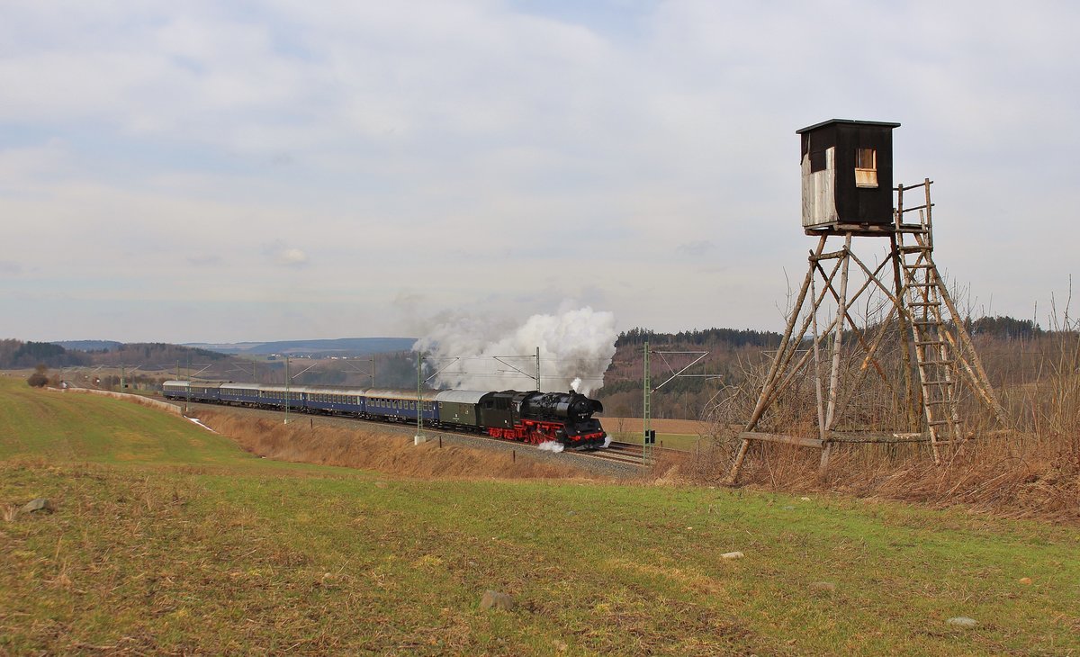 50 3648 ist am 25.02.17 mit dem IGE Sonderzug in Ruppertsgrün/V. zu sehen.