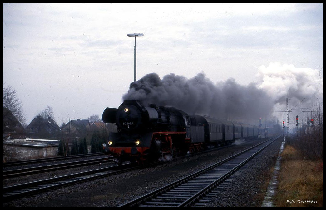 503655 war am 20.12.1997 um 11.50 Uhr auf dem Weg nach Mettingen im ehemaligen Bahnhof Osnabrück - Eversburg zu sehen.