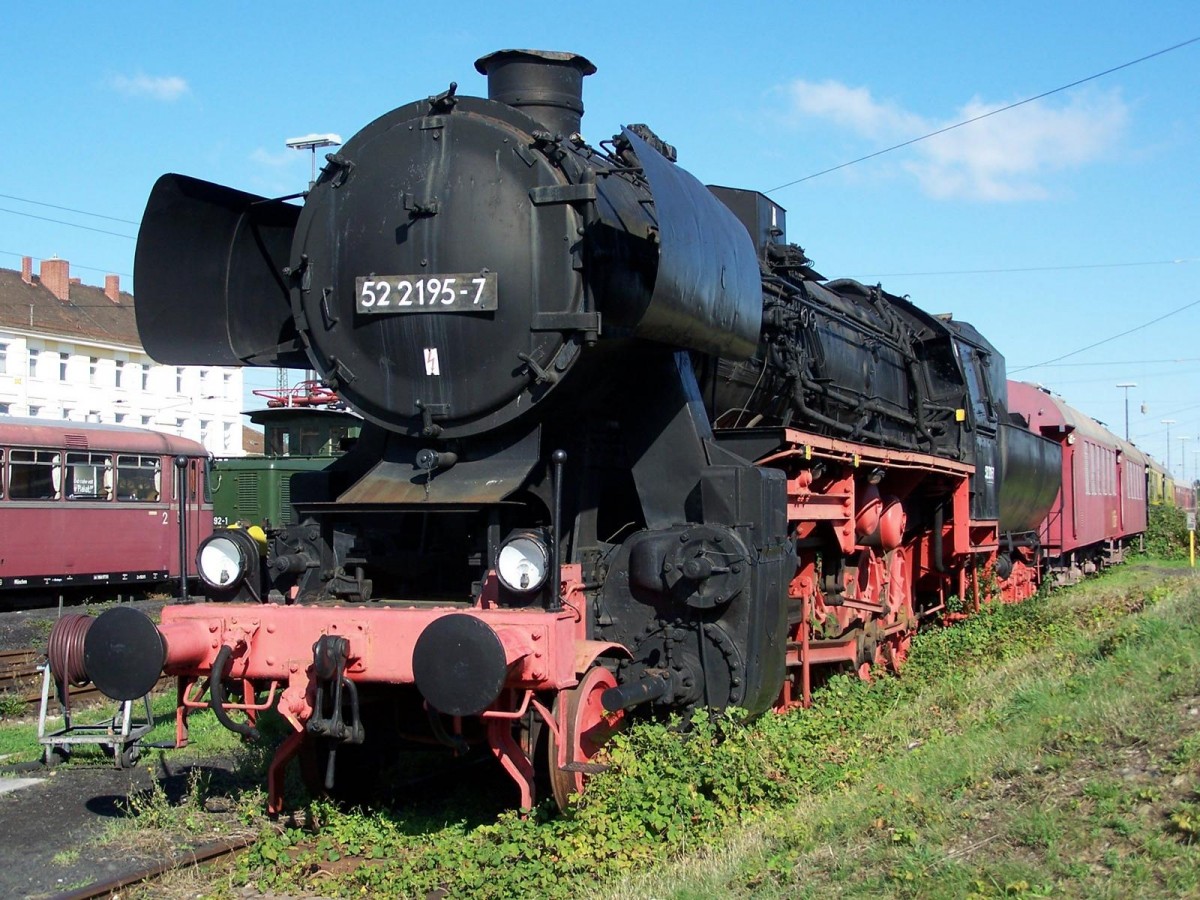 52 2195-7 am 18.09.2005 im Bayerischen Eisenbahnmuseum in Nördlingen