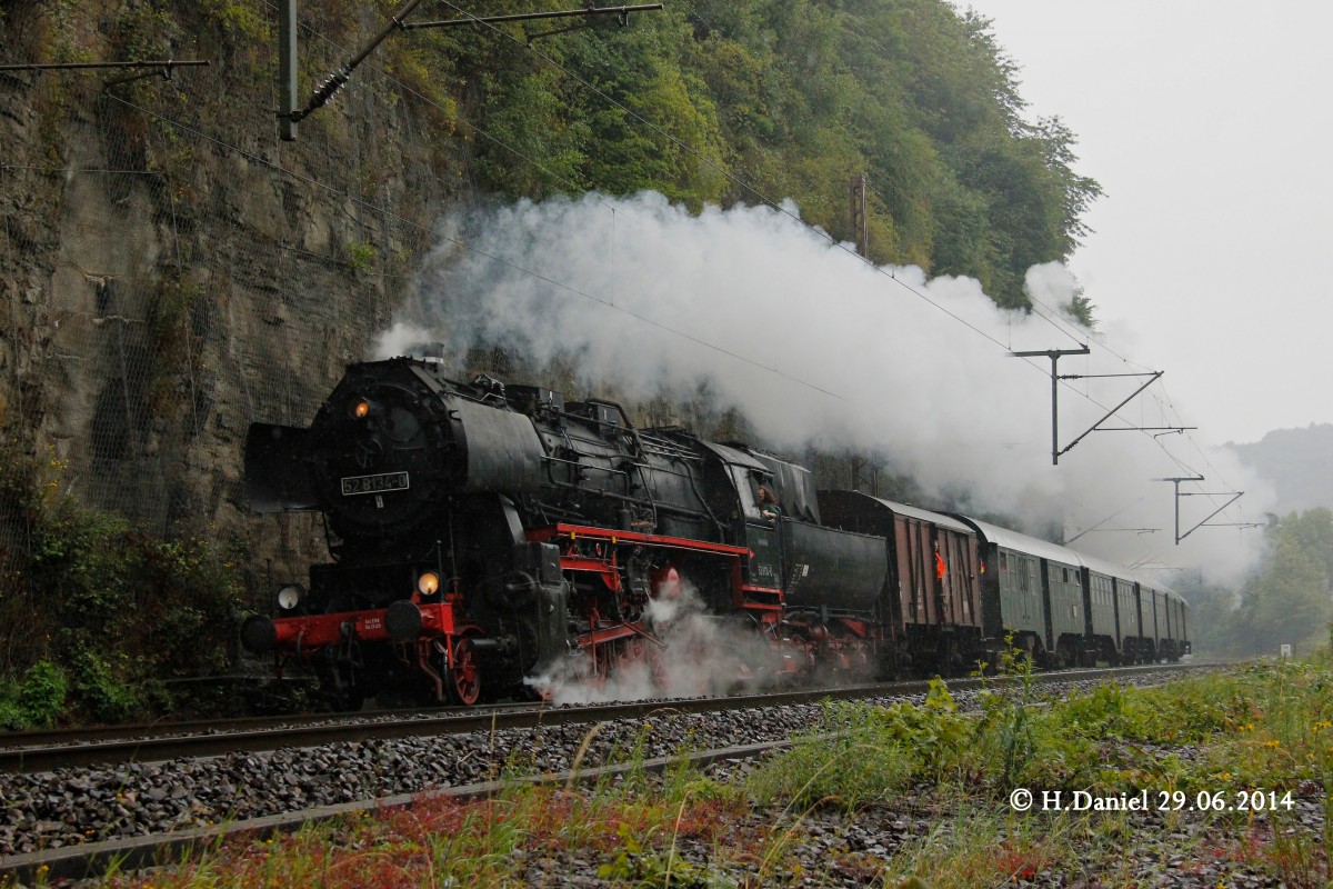 52 8134-0 mit einem Sonderzug am 29.06.2014 in Gevelsberg und fuhr weiter nach Wuppertal Oberbarmen. 