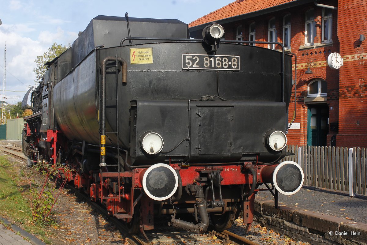 52 8168-8 Tender zu Gast bei der Hespertalbahn in Essen Kupferdreh, am 03.10.2016.
