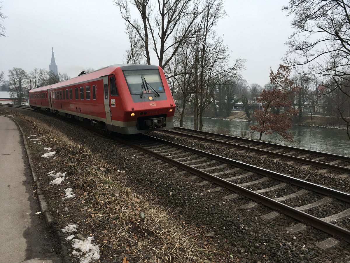 611 039 als Ire nach Basel am 06.03.2018 kurz nach Ulm.