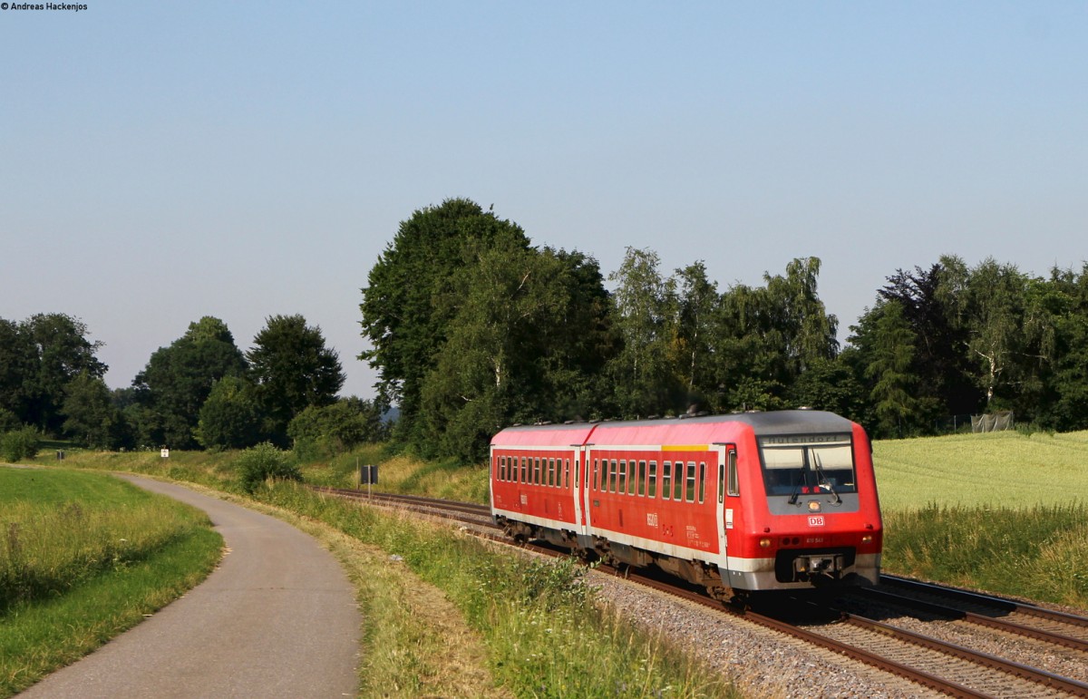 611 041-5 als RB 22623 (Ulm Hbf-Aulendorf) bei Wattenweiler 2.7.15