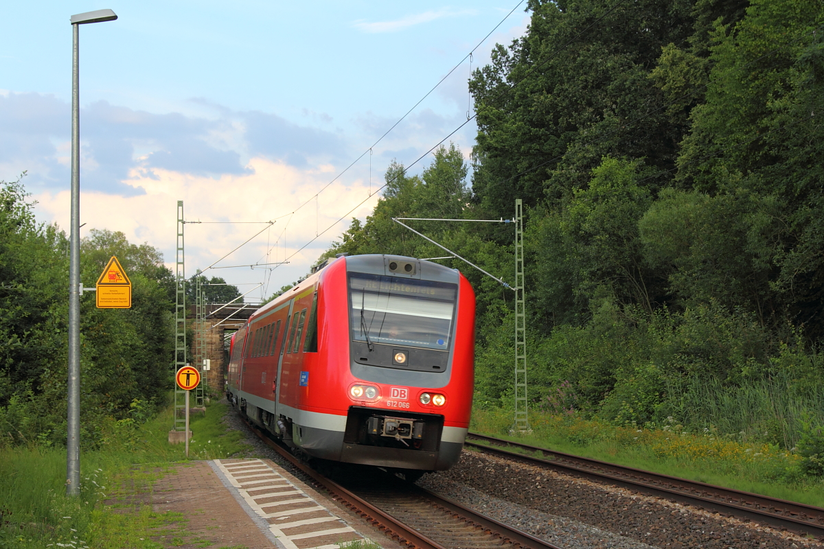 612 066 DB Regio in Michelau/ Oberfranken am 28.07.2016.