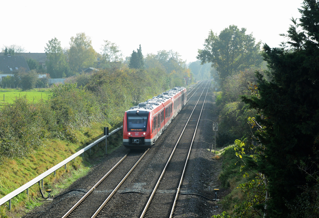622 506 RB nach Köln im Dunst bei Euskirchen - 27.10.2014