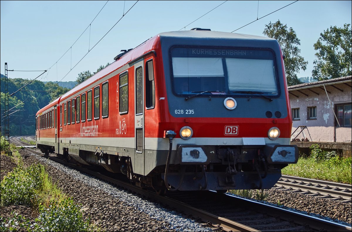 628 235 ist auf Sonderfahrt in Richtung Gemünden/M. unterwegs,bei Vollmerz am 19.07.2017 gesehen.