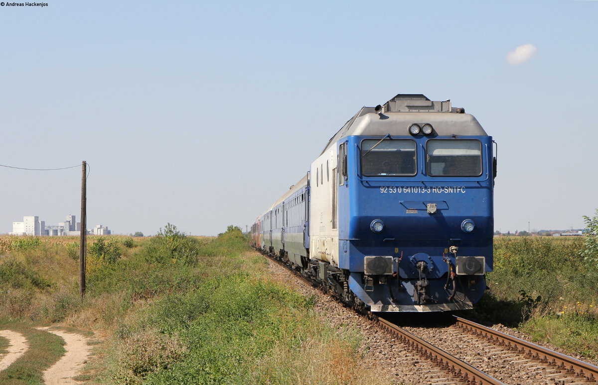 64 1013-3 mit dem D 1944 (Sature Mare-Mangalia) bei Odoreu 1.9.16