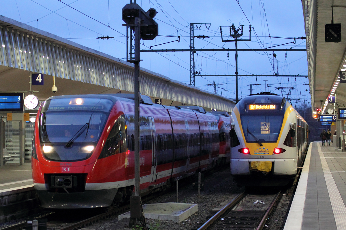 643 049 als RB 64 nach Enschede in Münster Hbf. 22.12.2013