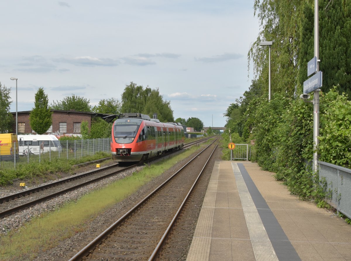 644 032 bei der Einfahrt in Kapellen/Wevelinghoven.21.5.2017