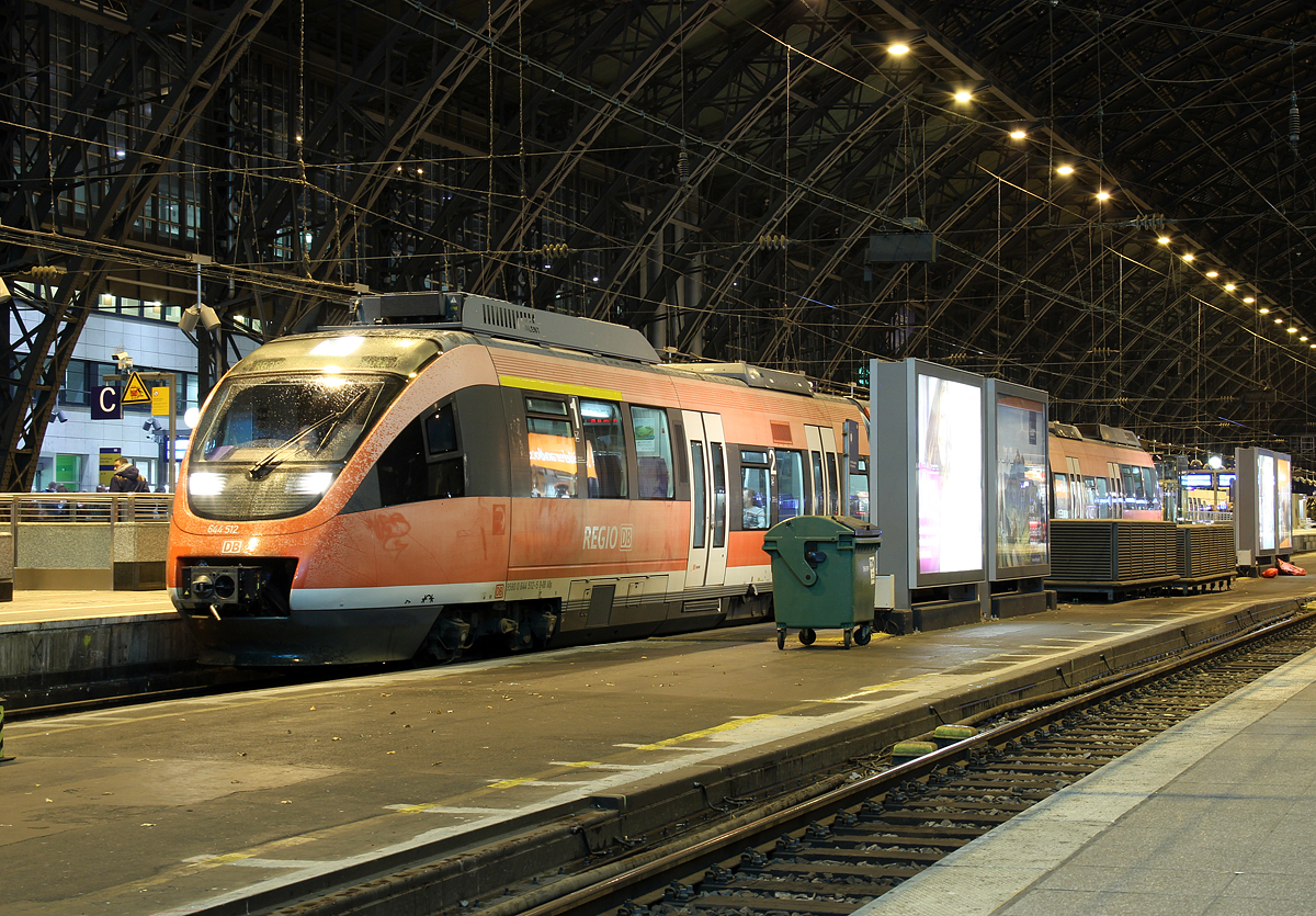 644 512 in Köln Hbf am 25.11.2017