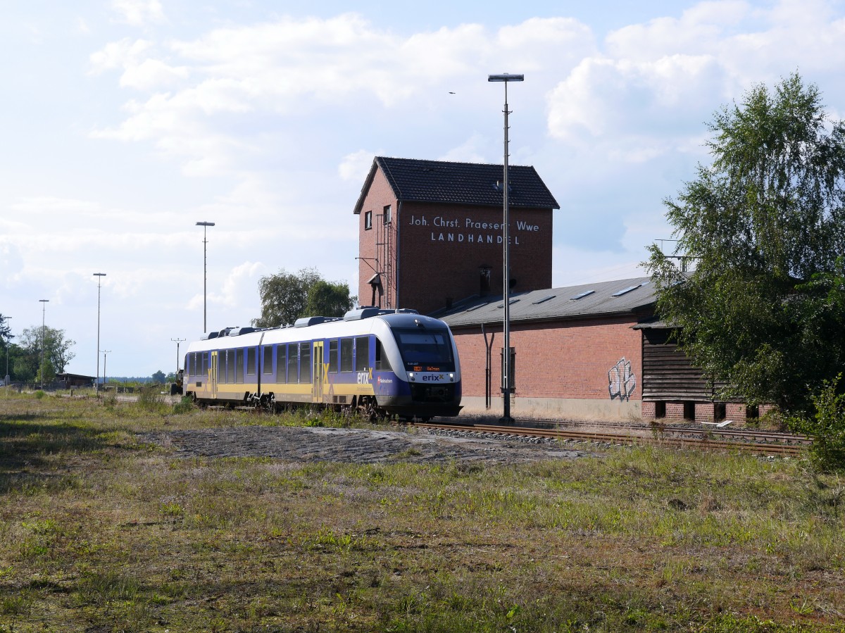 648 487 (Alstom LINT 41) als erixx Der Heidesprinter erx 81677 Soltau - Uelzen kurz vor Brockhöfe; 10.09.2015
