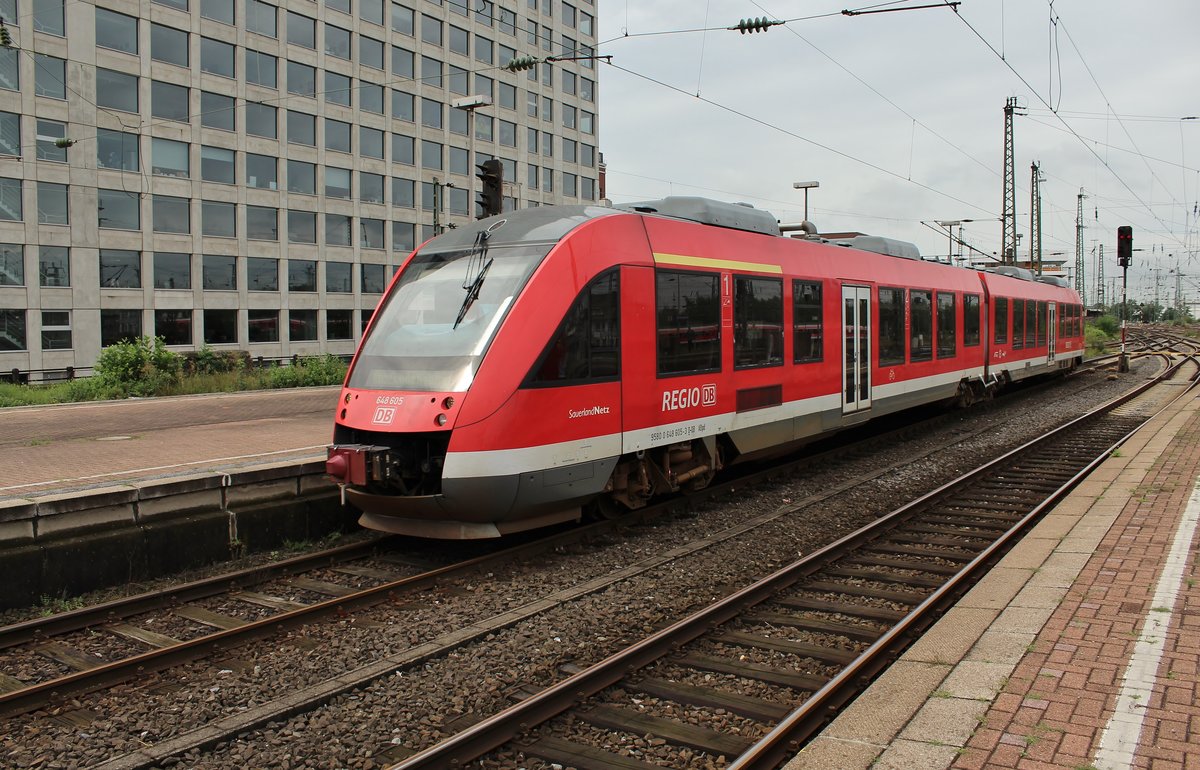 648 605-3 erreicht am 18.8.2017 als RB52 (RB10470)  Volmetal-Bahn  von Lüdenscheid den Dortmunder Hauptbahnhof.