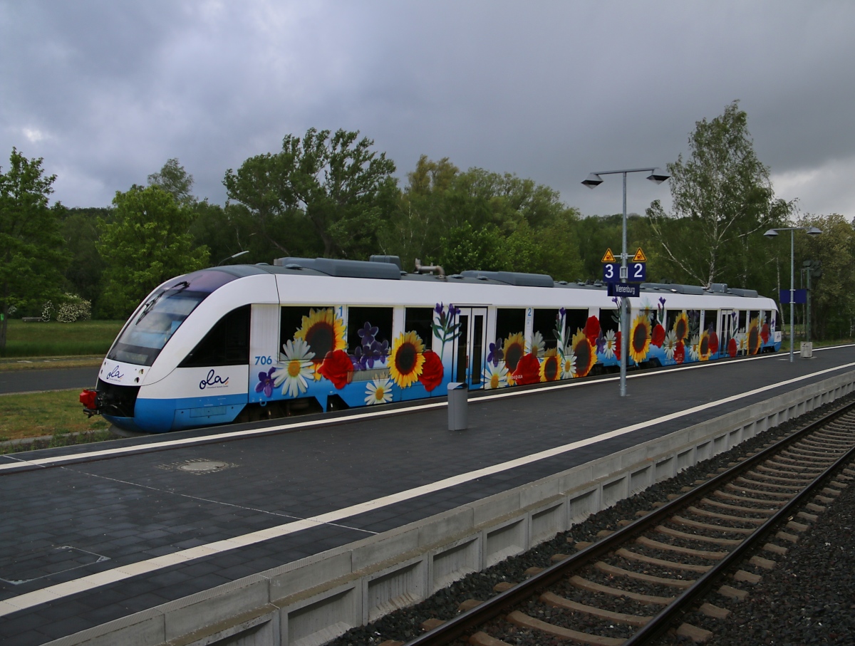 648 800, VT 706 der Ola fährt in Vienenburg ein. Aufgenommen am 15.05.2016.